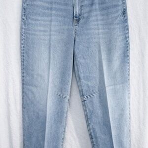RISEN Light Wash Barrel Jeans | New Without Tags